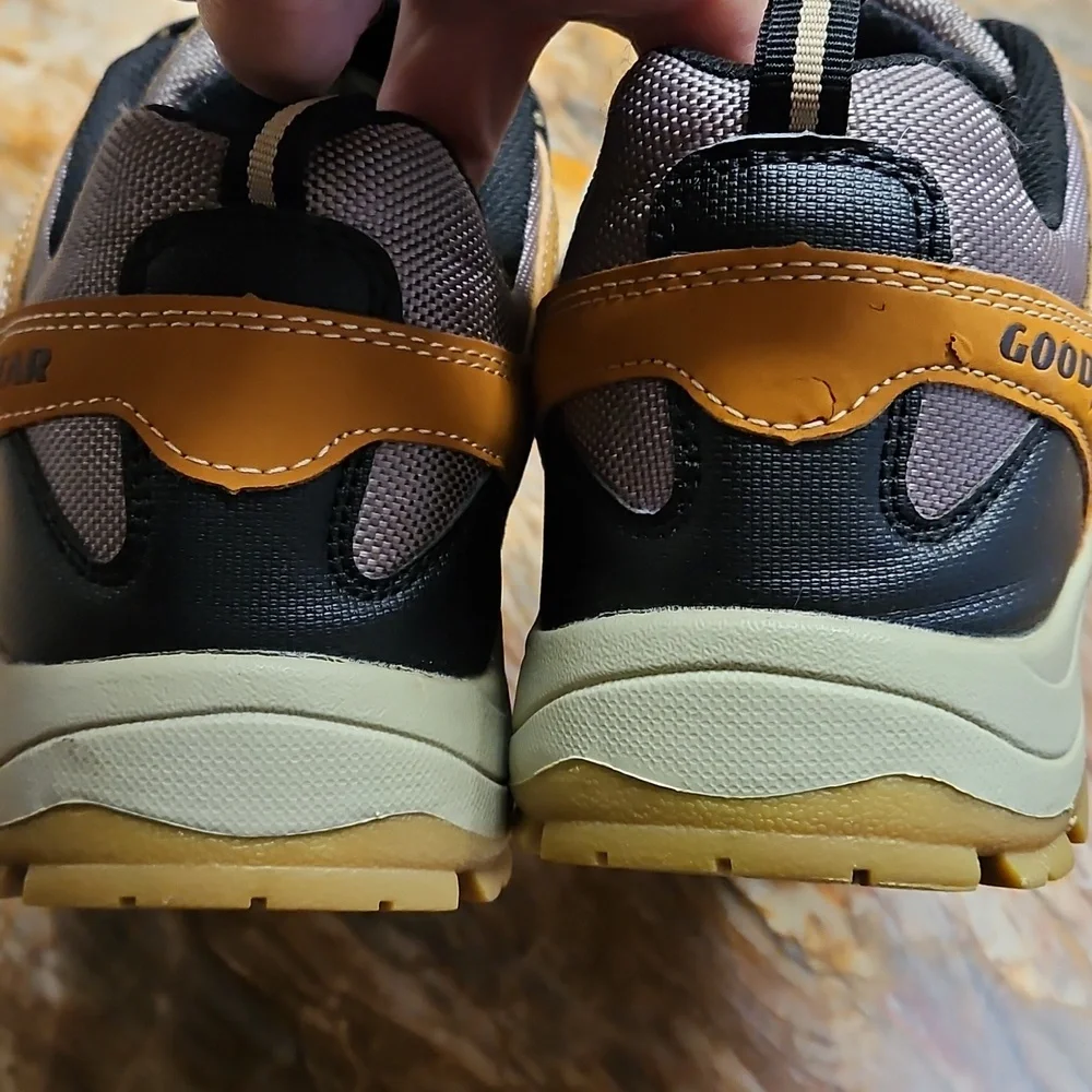 GOODYEAR Striker-P Men's Hiking Shoes in Wheat - 10